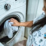 Kako očistiti mašinu za veš i ukloniti neugodne mirise iz bubnja i filtera